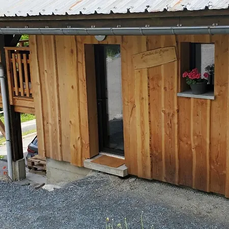 Maison Confortable Avec Balcon Et Coin Terrasse * Allemont
